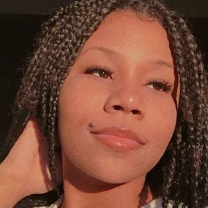 Meet your Posher, Jada